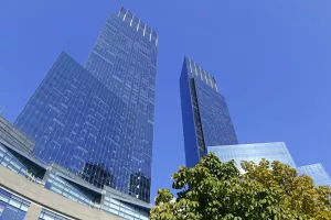 AT&T i Time Warner razgovarali o poslovnim strategijama i mogućem spajanju