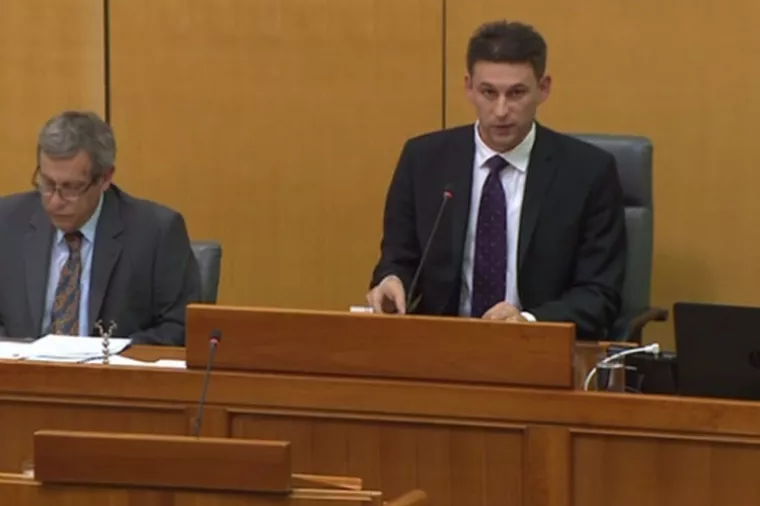 Božo Petrov:  Bitno mi je bilo postići dogovor oko ekonomskih smjernica, ako se HDZ neće držati dogovora nemamo &scaron;to raditi u Vladi