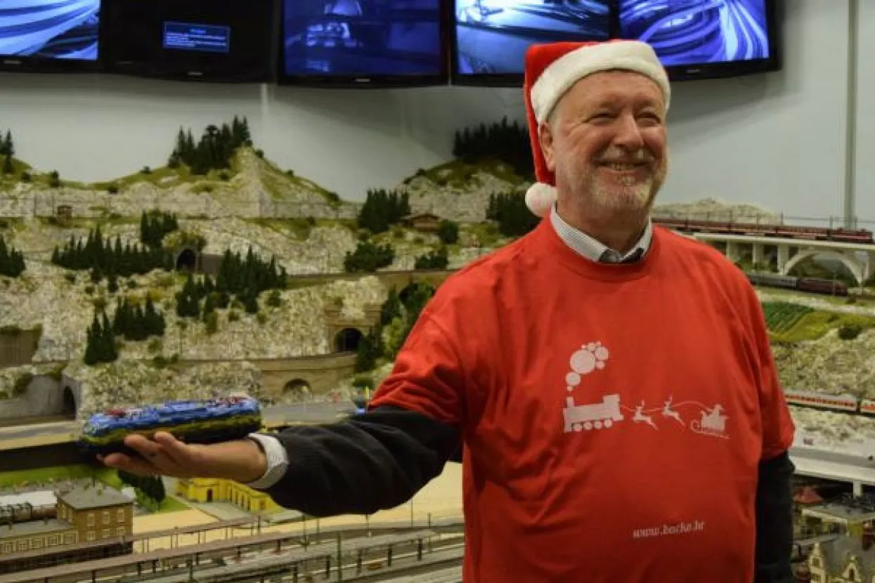 Na zagrebačkom Adventu najveća maketa željeznice jugoistočne Europe
