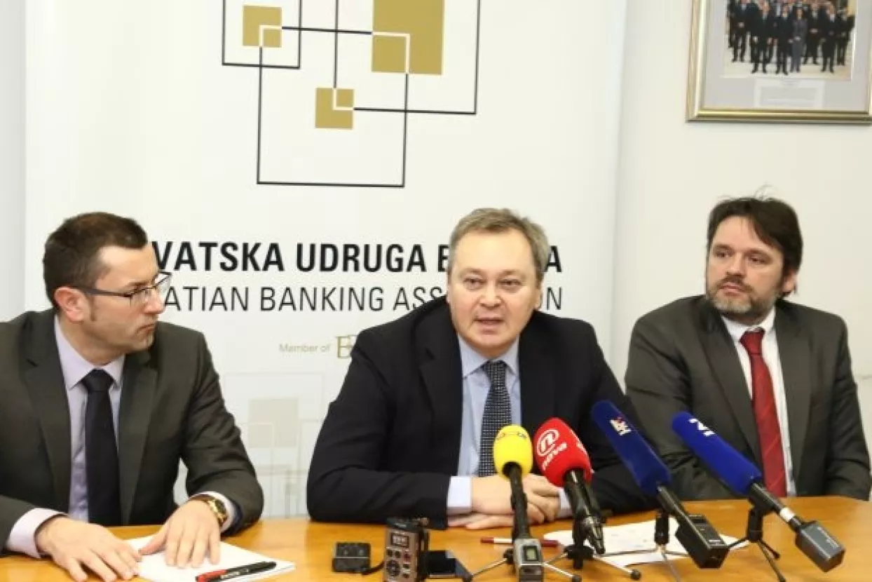 HUB: Banke će dug pra&scaron;tati proizvoljno, bez javno objavljenih kriterija
