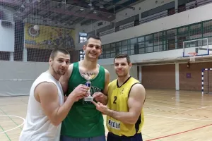 Ko&scaron;arka&scaron;i dobrog srca igraju za siroma&scaron;ne građane Zagreba