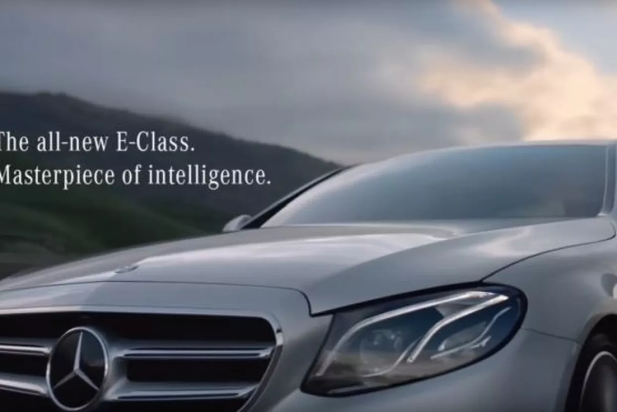 VIDEO: Mercedes E Coup&eacute;, jo&scaron; jedan iznimno atraktivni model s 'd&eacute;j&agrave; vu efektom'