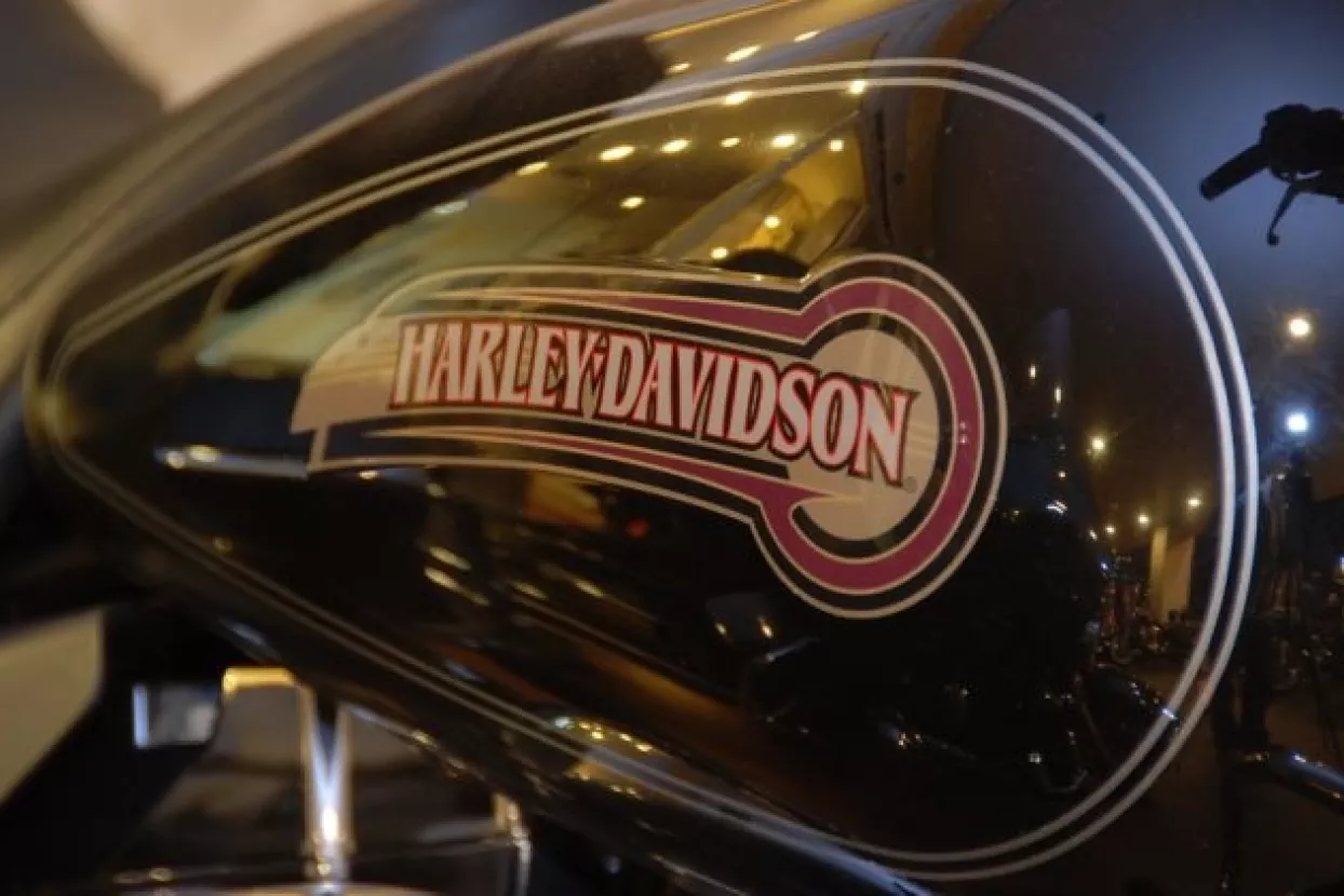 Kako su poslovali naftni div Exxon Mobil i popularni proizvođač moticikala Harley-Davidson?