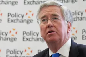 Fallon: Rusija naoružava dezinformacije, stvara eru nakon istine