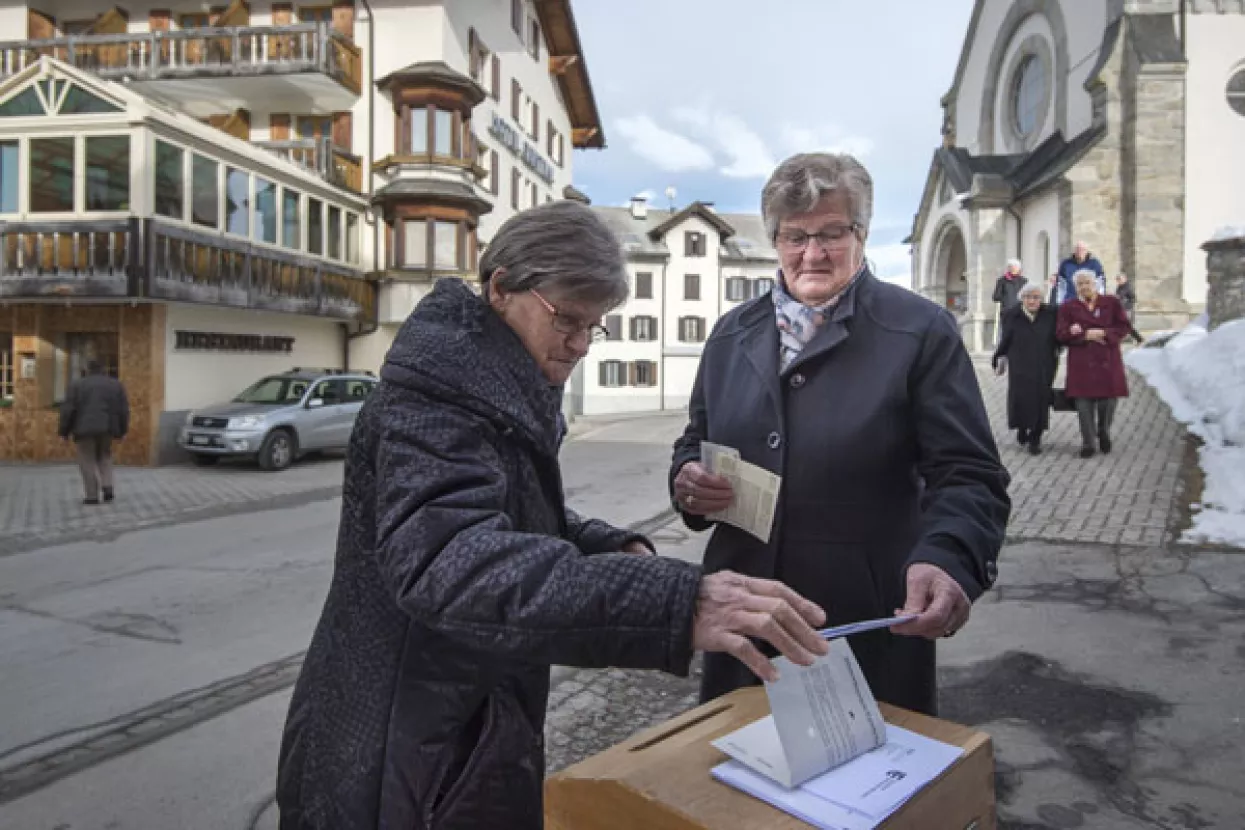 &Scaron;vicarci prihvatili lak&scaron;e odobravanje državljanstva useljenicima