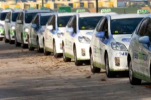 Eko Taxi: Jesmo li budale jer se držimo zakona?
