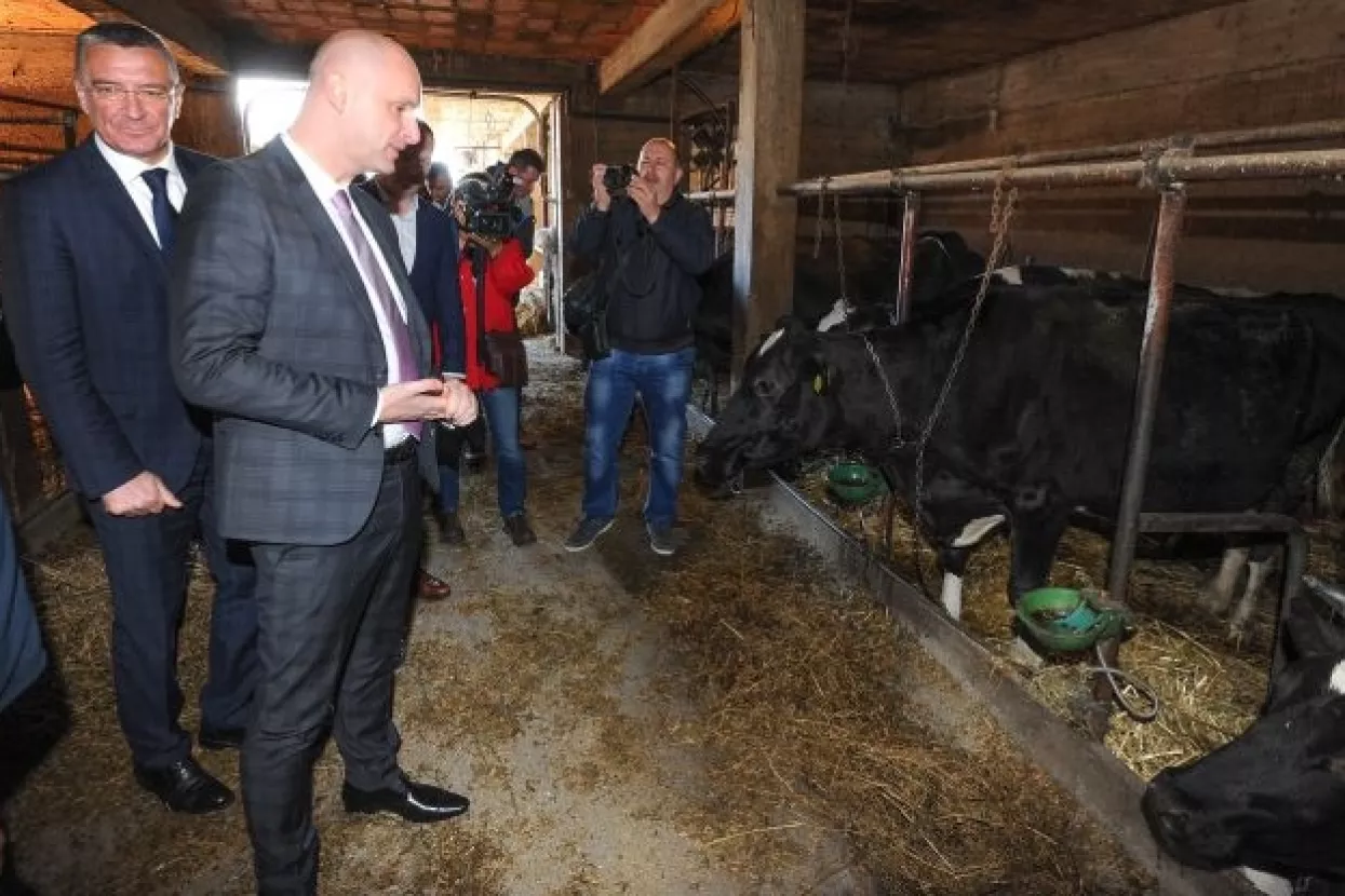 Tolu&scaron;ić o 'čudovi&scaron;tima iz ormara', isplati poticaja