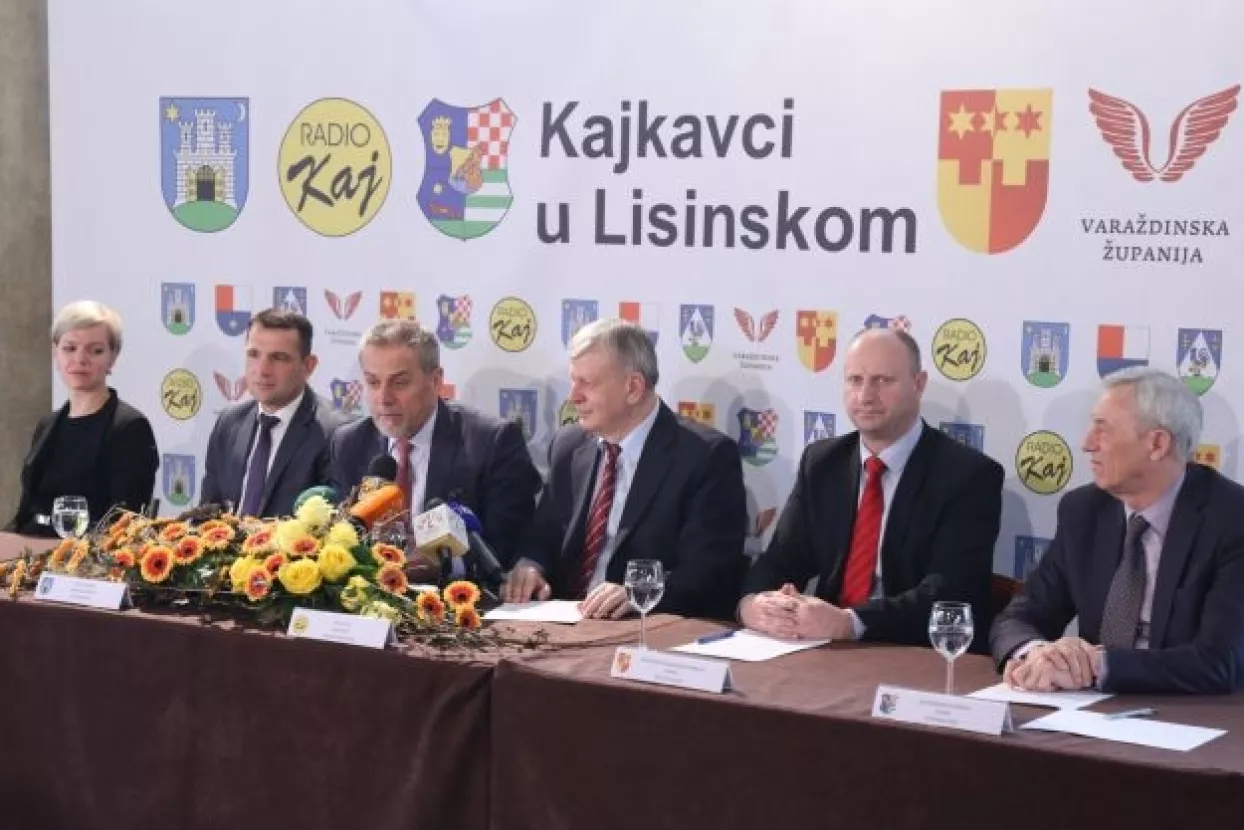 Kajkavci u Lisinskom
