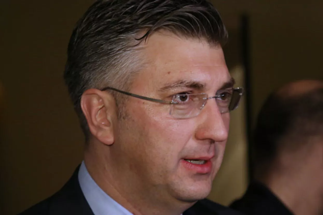 Plenković: Napravit ćemo maksimalne napore da se cijena plina ne poveća ni za građane niti za druge potro&scaron;ače