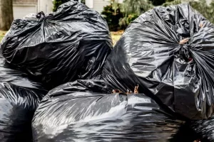 Pravda za sve: Morao platiti odvoz smeća iz prodanog stana u sru&scaron;enoj kući