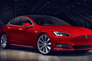 Prekretnica u Norve&scaron;koj: Polovica novih automobila u toj zemlji je na električni ili hibridni pogon