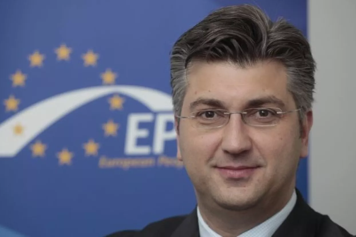 Plenković definirao temeljni cilj Vlade za 'sistemski važan' Agrokor