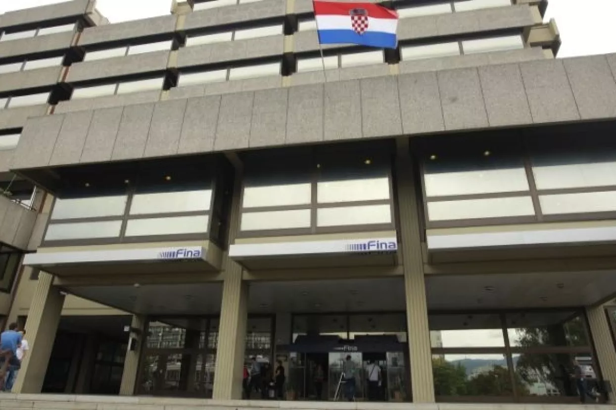 Fina: 1,4 posto blokiranih duguje veći iznos od preostalih 98,6 posto