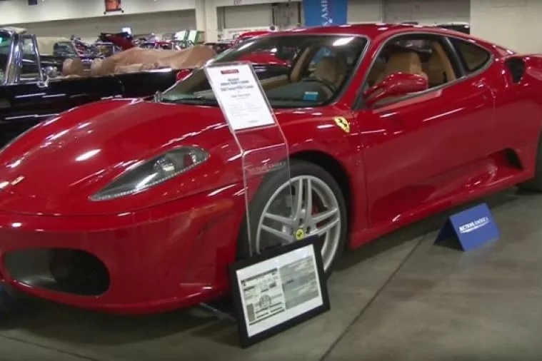 Trumpov rabljeni Ferrari prodan za nadprosječnih, ali manje od očekivanih 270.000 dolara