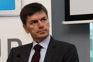 Dobavljači Agrokora upozoravaju da neće moći jo&scaron; dugo sami financirati sustav