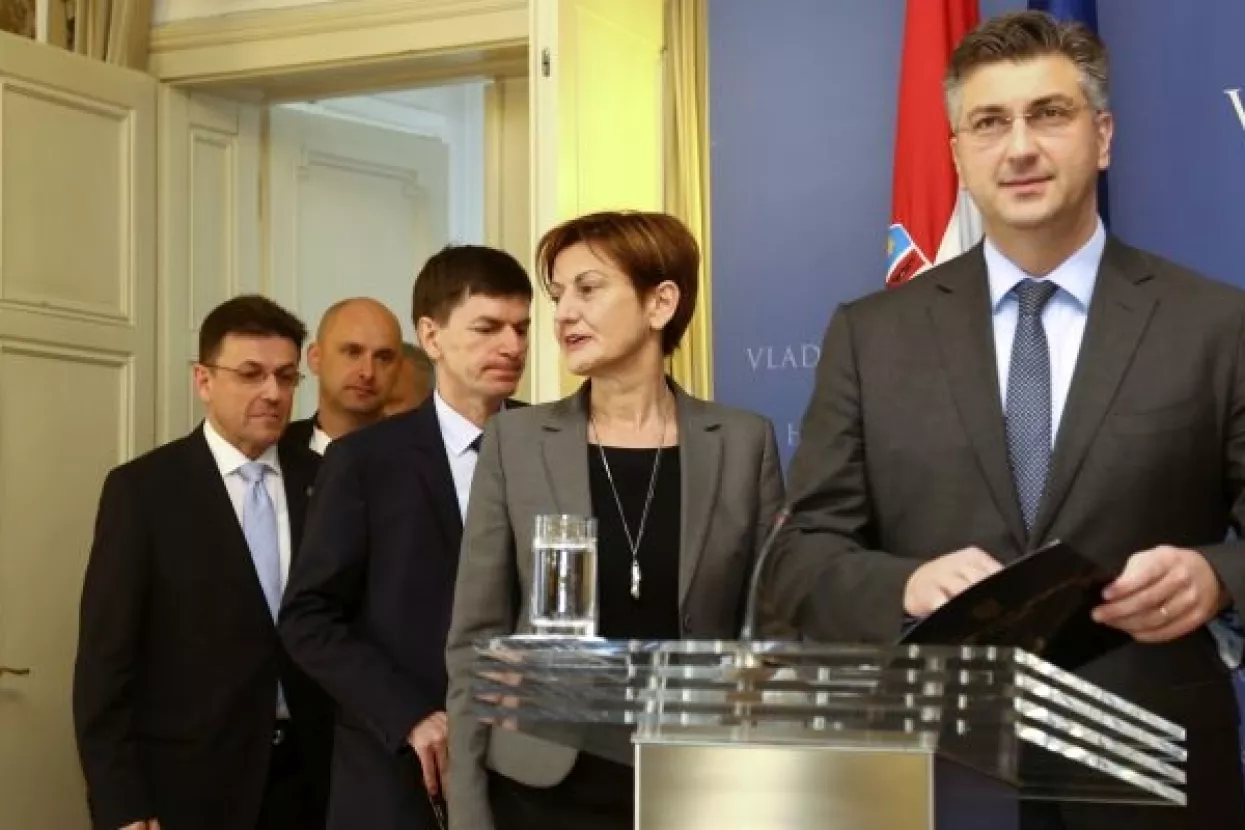 Plenković: Agrokor dobiva novi kredit do 150 milijuna eura, plaće radnicima do Uskrsa