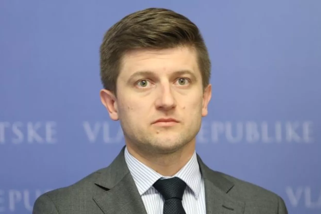 Z. Marić: U iduće tri godine javni dug smanjujemo za 2,5 do 3 posto godi&scaron;nje