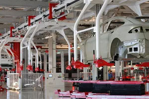 Ni Trumpov savjetnik Musk ne po&scaron;tuje uredbu 'Kupuj američko, zapo&scaron;ljavaj Amerikance'