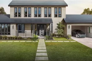 Musk: Kvadrat solarnog krova 150 kuna, garancija 'beskrajna'