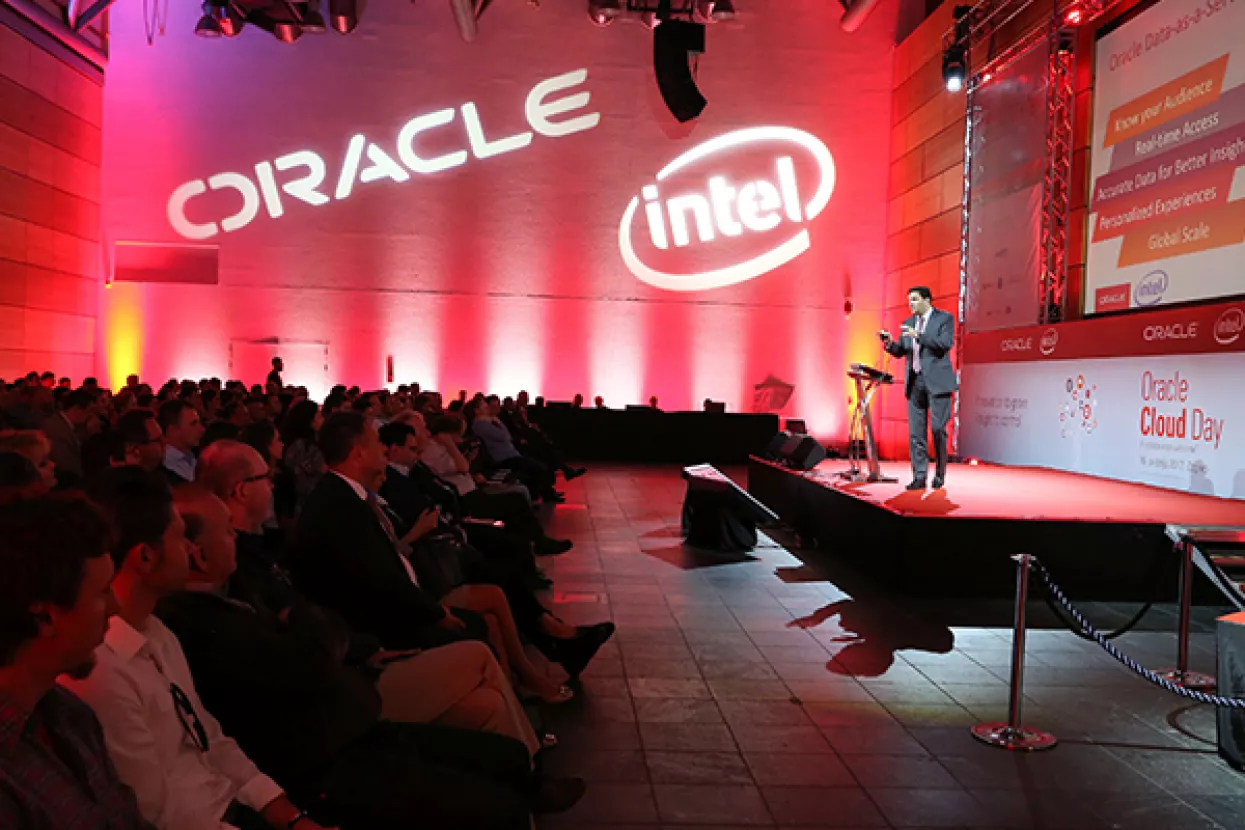 FOTO: Tadić - Računarstvo u oblaku vi&scaron;e se ne smatra jednim od 'IT trendova'