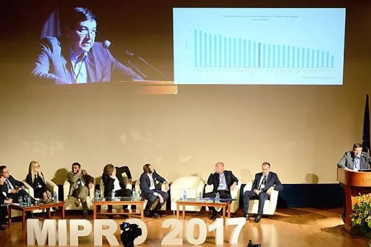 'Kontrapunkt' o nerazmjeru plaća i cijena interneta na otvaranju ovogodi&scaron;njeg MIPRO-a