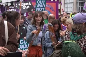 VIDEO: U Londonu veliki prosvjed protiv May i &scaron;tednje
