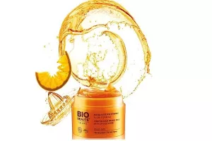 Bio Beaut&eacute;&nbsp;by NUXE vitaminska aktivna maska za proči&scaron;ćen i blistav ten