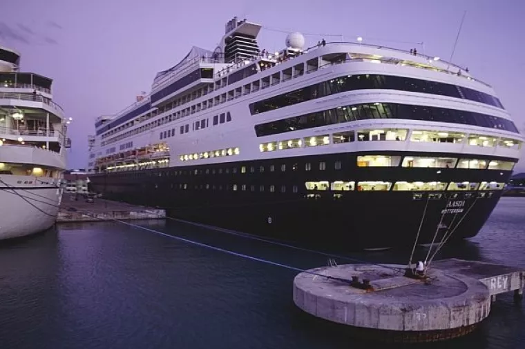 BBC: Dubrovnik 'stenje pod teretom turističkog vala'