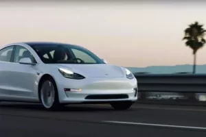 VIDEO: Isporuka je tek krenula, a Model 3 već ima vi&scaron;e od pola milijuna rezervacija