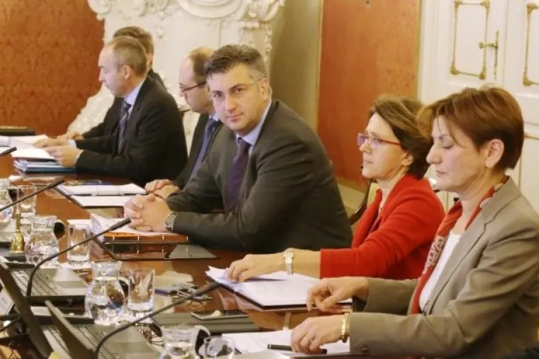 Eurozona: Povjerenje potro&scaron;ača u kolovozu nadomak najvi&scaron;ih vi&scaron;egodi&scaron;njih razina