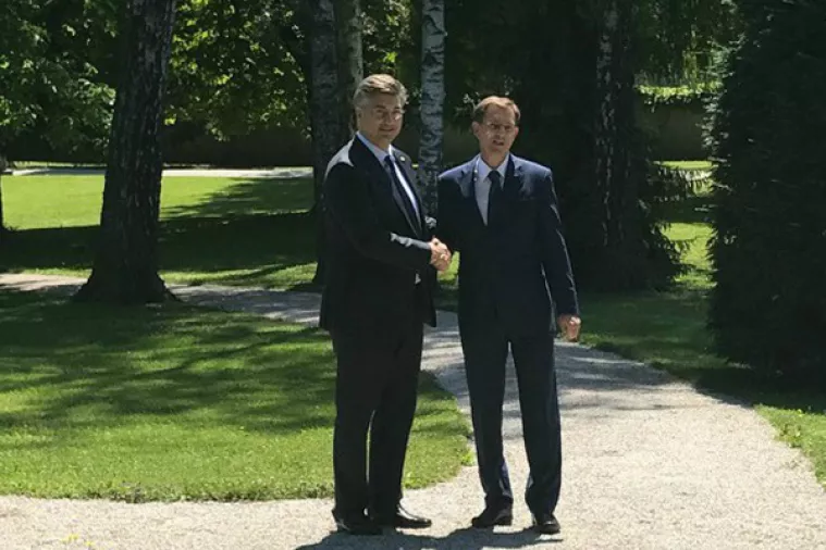 Plenković traži podr&scaron;ku parlamentarnih stranaka za bilateralno rje&scaron;avanje spora sa Slovenijom