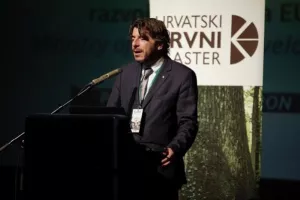 Kongres pilanara u Slavonskom Brodu: Tko u &scaron;umi živi, neka od &scaron;ume živi!