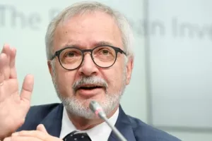 Hoyer: Europa ozbiljno digitalno zaostaje za drugim zemljama, čak i nekima u razvoju