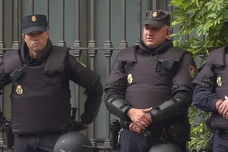 Europa 'mlitavo' reagirala na brutalnost &scaron;panjolskih policajaca