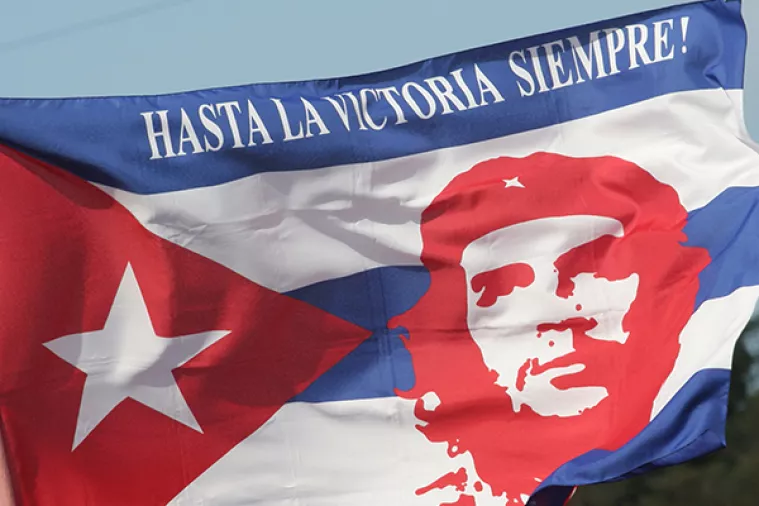 Che Guevara - Postao simbol revolucionarnog romantizma iako je predvodio stotine smaknuća