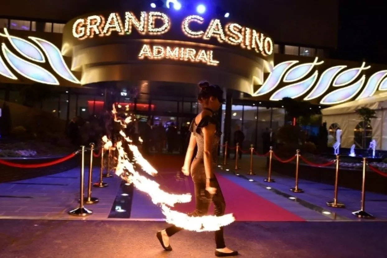 FOTO: Uz burlesku i cabaret otvoren najveći casino u Hrvatskoj - Grand casino Admiral