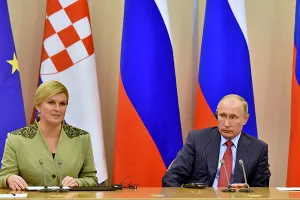 Grabar-Kitarović: Rusija potiče da se Hrvatska i Srbija približe rje&scaron;avanju otvorenih pitanja