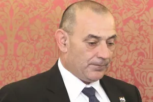 Vi&scaron;e automobila nego ratnih invalida