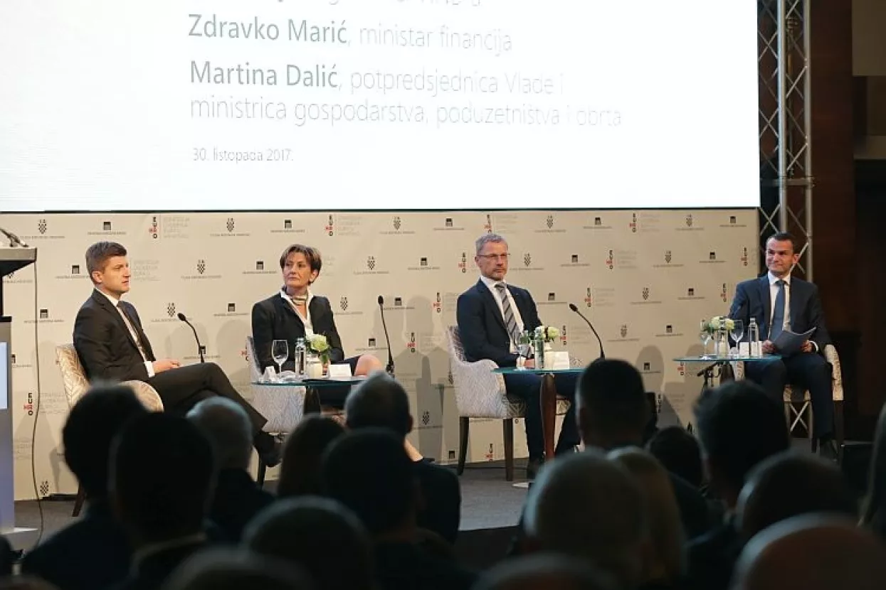 Plenković o usvajanju eura: Nećemo uvesti europske cijene a ostaviti hrvatske plaće