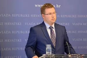 Pavić najavio povećanje plaća za državne i javne službenike
