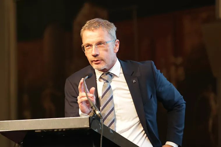 Vujčić: Euro donosi dugoročnu korist, ali ne rje&scaron;ava strukturne probleme