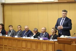 Plenković i Maras: Tko je smr&scaron;avio, a tko se udebljao