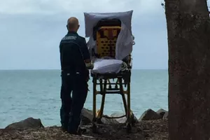 Pacijenticu umjesto u bolnicu odveli na plažu