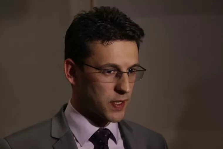 Prijedlog zakona o sudovima i DSV-u: Most za veće ovlasti, plaće vezane uz ocjenjivanje i staž