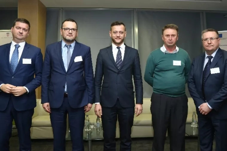 Konferencija o ruralnom razvoju &ndash; Proizvođači se moraju udružiti i država mora puno toga napraviti
