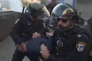 Palestinac izbo nožem Izraelca u Jeruzalemu, rasplamsali se prosvjedi protiv Trumpa u Bejrutu