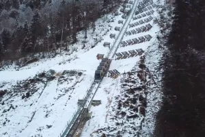 VIDEO: &Scaron;vicarska otvara najstrmiju uspinjaču na svijetu