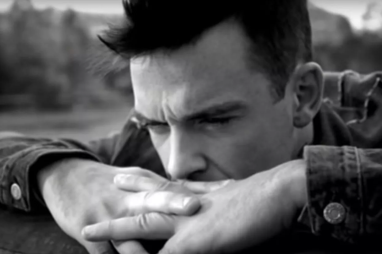 VIDEO: Robbie Williams na intenzivnoj bio prikopčan na 'bezbroj cjevčica'