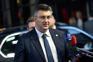 Plenković: U odnosima sa Slovenijom pona&scaron;at ćemo se odgovorno i &scaron;tititi hrvatsko