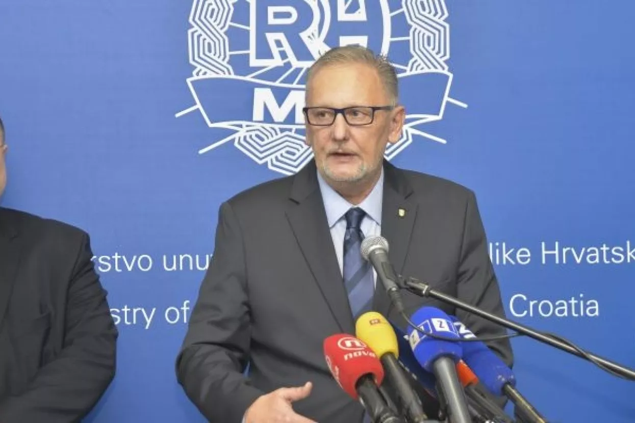 Od 1. siječnja e-putovnica bez čekanja na &scaron;alteru